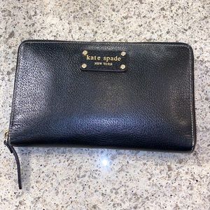 Large black kate spade wallet